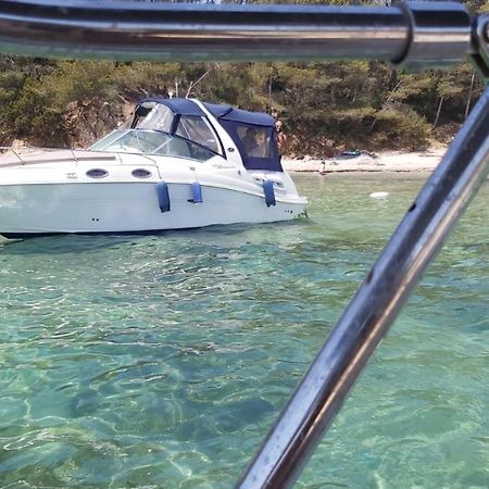 Готель Hebergement Insolite Sur Un Bateau A Quai Ла-Лонд-ле-Мор Екстер'єр фото